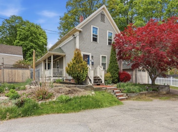 3-1/2 Orchard Street, Amesbury, Massachusetts, 3 Bedrooms Bedrooms, 7 Rooms Rooms,2 BathroomsBathrooms,Residential,For Sale,Orchard Street,73521037