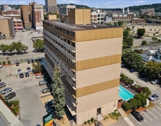 70 Southbridge St, Worcester, Massachusetts, 1 Bedroom Bedrooms, 3 Rooms Rooms,1 BathroomBathrooms,Residential,For Sale,Southbridge St,73524566