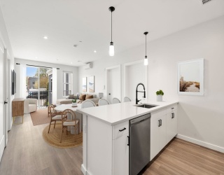 10 Somerset, Winthrop, Massachusetts, 2 Bedrooms Bedrooms, 3 Rooms Rooms,2 BathroomsBathrooms,Residential,For Sale,Somerset,73546559