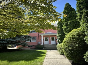59 Chestnut St., Waltham, Massachusetts, 1 Bedroom Bedrooms, 4 Rooms Rooms,1 BathroomBathrooms,Residential Lease,For Rent,Chestnut St.,73546629
