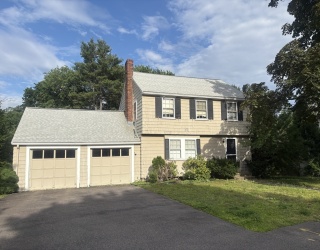 15 Berkshire Rd, Needham, Massachusetts, 3 Bedrooms Bedrooms, 7 Rooms Rooms,1.5 BathroomsBathrooms,Residential,For Sale,Berkshire Rd,73546633
