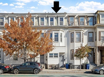 417 Somerville Ave., Somerville, Massachusetts, 5 Bedrooms Bedrooms, 11 Rooms Rooms,3 BathroomsBathrooms,Residential Income,For Sale,Somerville Ave.,73546689