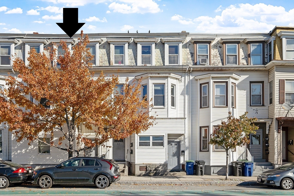 419 Somerville Ave., Somerville, Massachusetts, 5 Bedrooms Bedrooms, 11 Rooms Rooms,3 BathroomsBathrooms,Residential Income,For Sale,Somerville Ave.,73546690