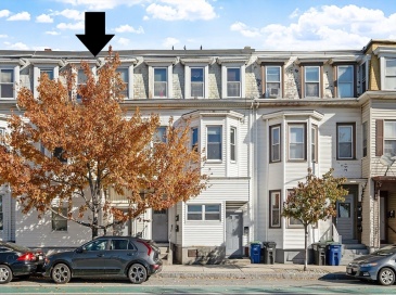 419 Somerville Ave., Somerville, Massachusetts, 5 Bedrooms Bedrooms, 11 Rooms Rooms,3 BathroomsBathrooms,Residential Income,For Sale,Somerville Ave.,73546690