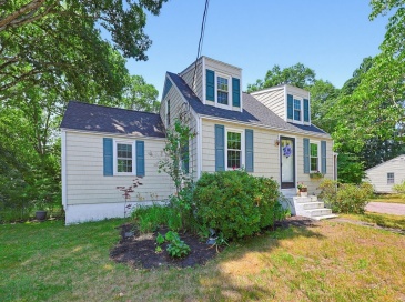58 Johnson St, North Attleboro, Massachusetts, 3 Bedrooms Bedrooms, 6 Rooms Rooms,1 BathroomBathrooms,Residential,For Sale,Johnson St,73546734 58 Johnson St, North Attleboro, Massachusetts, 3 Bedrooms Bedrooms, 6 Rooms Rooms,1 BathroomBathrooms,Residential,For Sale,Johnson St,73546734