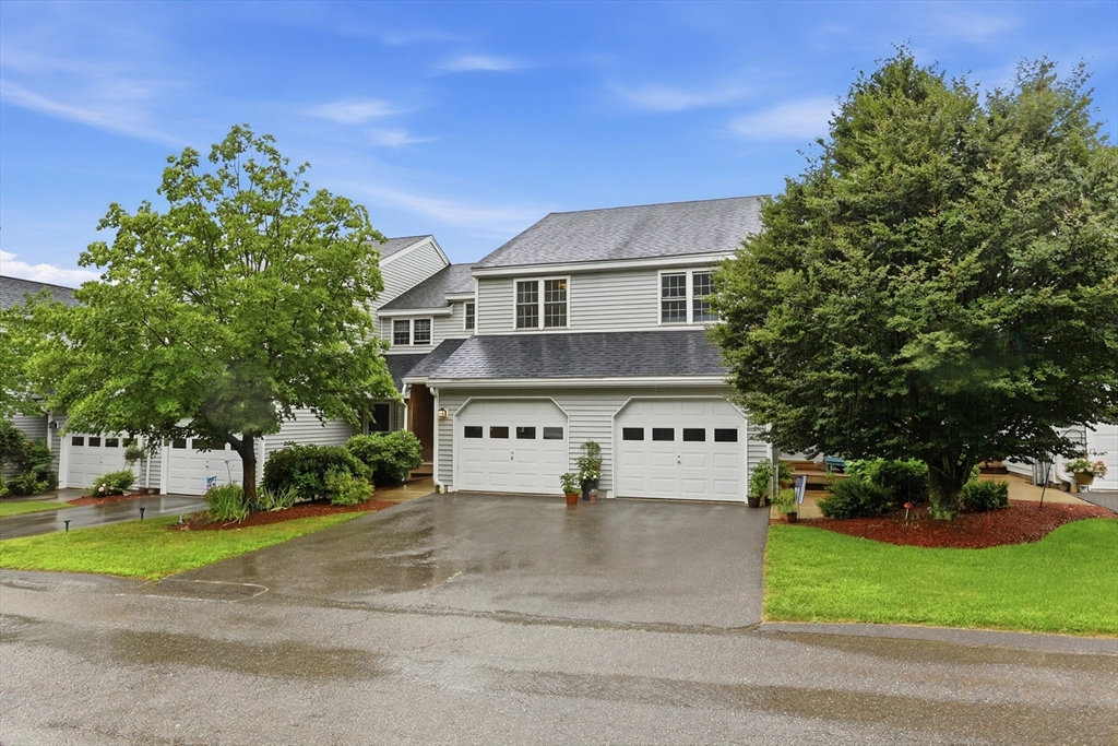 34 Mountain Laurel Lane, Fitchburg, Massachusetts, 2 Bedrooms Bedrooms, 5 Rooms Rooms,1.5 BathroomsBathrooms,Residential,For Sale,Mountain Laurel Lane,73492282