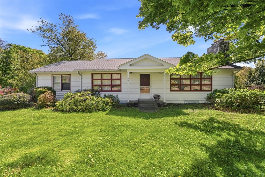 796 Hampton Rd, Pomfret, Connecticut, 5 Bedrooms Bedrooms, 10 Rooms Rooms,2 BathroomsBathrooms,Residential,For Sale,Hampton Rd,73521896