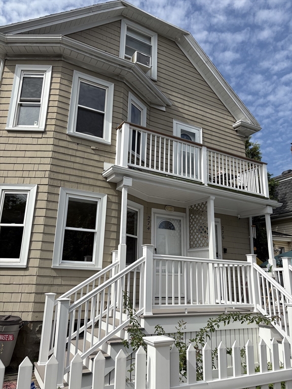 274 Concord Ave, Cambridge, Massachusetts, 3 Bedrooms Bedrooms, 6 Rooms Rooms,2 BathroomsBathrooms,Residential Lease,For Rent,Concord Ave,73541168