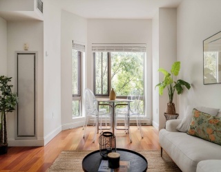 17 Otis Street, Cambridge, Massachusetts, 2 Bedrooms Bedrooms, 4 Rooms Rooms,2 BathroomsBathrooms,Residential,For Sale,Otis Street,73546811