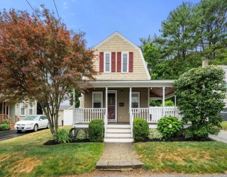 55 Squanto Rd, Weymouth, Massachusetts, 2 Bedrooms Bedrooms, 5 Rooms Rooms,1 BathroomBathrooms,Residential,For Sale,Squanto Rd,73546817