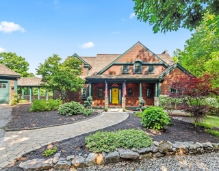 150 Mountain Rd, Princeton, Massachusetts, 5 Bedrooms Bedrooms, 10 Rooms Rooms,5.5 BathroomsBathrooms,Residential,For Sale,Mountain Rd,73546698