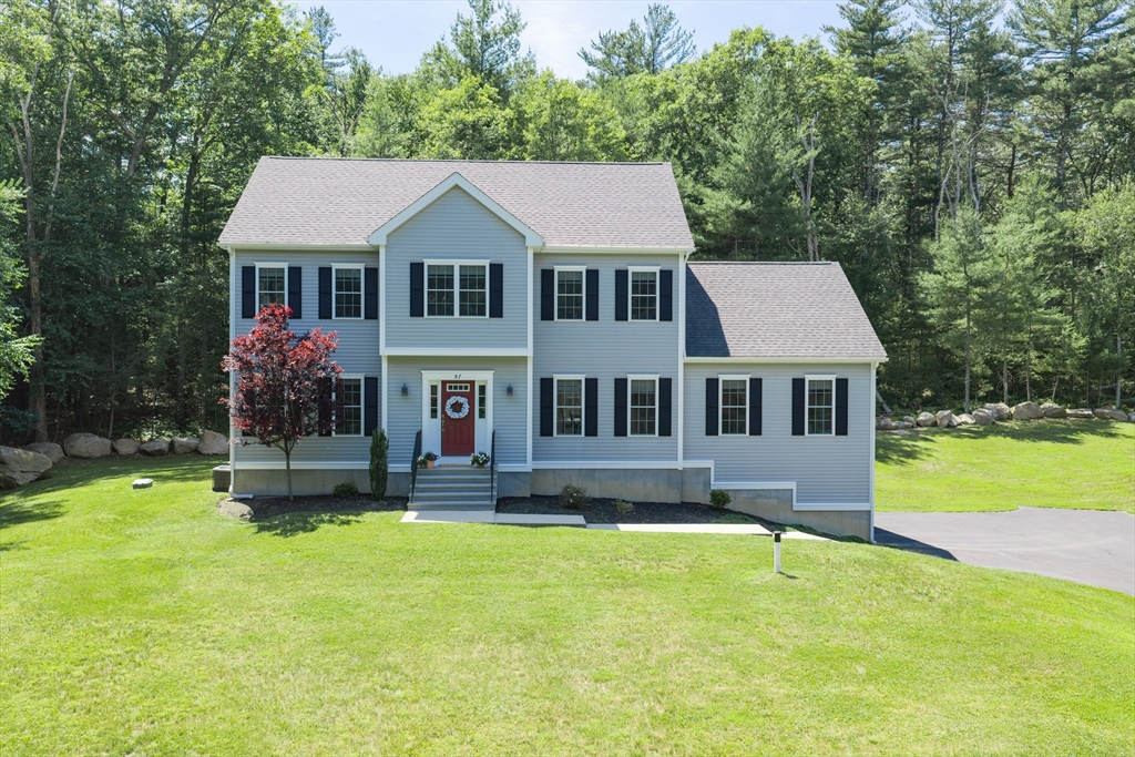 87 Martin Rd, Douglas, Massachusetts, 4 Bedrooms Bedrooms, 8 Rooms Rooms,2.5 BathroomsBathrooms,Residential,For Sale,Martin Rd,73546770