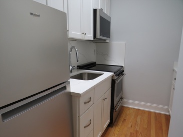 648 Washington Street, Norwood, Massachusetts, 1 Bedroom Bedrooms, 4 Rooms Rooms,1 BathroomBathrooms,Residential Lease,For Rent,Washington Street,73546768