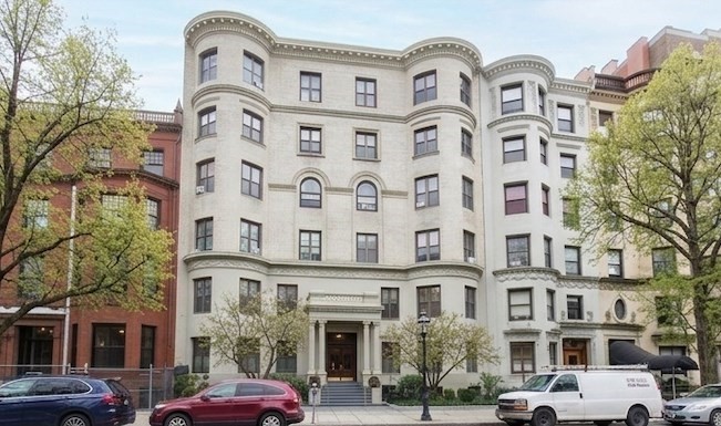 382 Commonwealth Ave, Boston, Massachusetts, 2 Bedrooms Bedrooms, 4 Rooms Rooms,1.5 BathroomsBathrooms,Residential Lease,For Rent,Commonwealth Ave,73546993