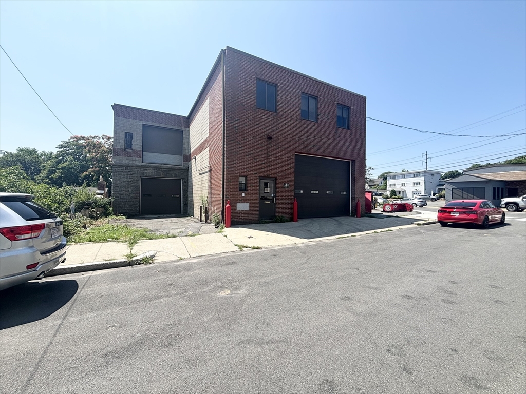 11 Marlboro Street, Malden, Massachusetts, ,Commercial Lease,For Rent,Marlboro Street,73546684