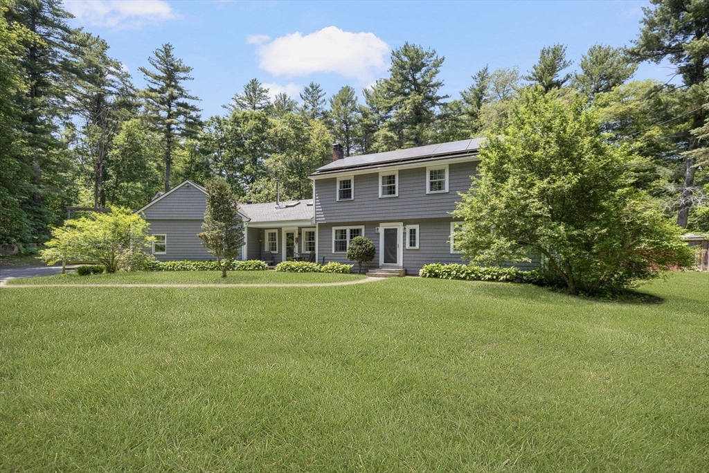 218 Mechanic, Upton, Massachusetts, 4 Bedrooms Bedrooms, 9 Rooms Rooms,3 BathroomsBathrooms,Residential,For Sale,Mechanic,73546600