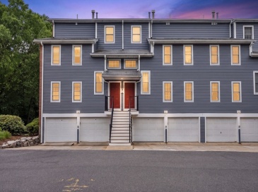 24 N Stone Mill Dr, Dedham, Massachusetts, 2 Bedrooms Bedrooms, 4 Rooms Rooms,2 BathroomsBathrooms,Residential,For Sale,N Stone Mill Dr,73546802