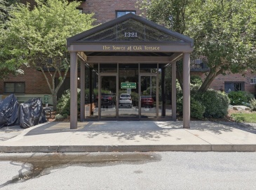 1321 Worcester Road, Framingham, Massachusetts, 2 Bedrooms Bedrooms, 4 Rooms Rooms,1.5 BathroomsBathrooms,Residential,For Sale,Worcester Road,73546615 1321 Worcester Road, Framingham, Massachusetts, 2 Bedrooms Bedrooms, 4 Rooms Rooms,1.5 BathroomsBathrooms,Residential,For Sale,Worcester Road,73546615