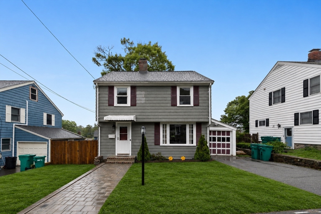 78 Range Ave, Lynn, Massachusetts, 3 Bedrooms Bedrooms, 6 Rooms Rooms,1.5 BathroomsBathrooms,Residential,For Sale,Range Ave,73546849