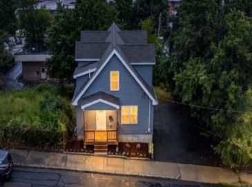 22 Plymouth St, Fitchburg, Massachusetts, 3 Bedrooms Bedrooms, 5 Rooms Rooms,1 BathroomBathrooms,Residential,For Sale,Plymouth St,73546848