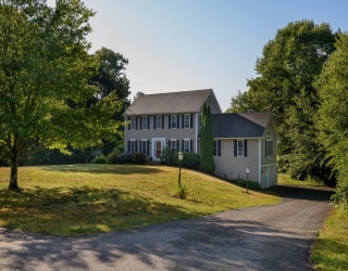 9 Cameron Drive, Rutland, Massachusetts, 3 Bedrooms Bedrooms, 8 Rooms Rooms,2.5 BathroomsBathrooms,Residential,For Sale,Cameron Drive,73546859