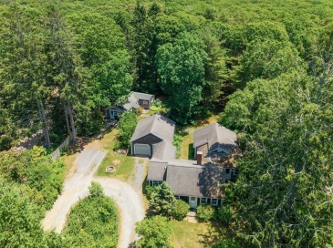 132 South Rd, Chilmark, Massachusetts, 3 Bedrooms Bedrooms, 8 Rooms Rooms,3 BathroomsBathrooms,Residential,For Sale,South Rd,73546774 132 South Rd, Chilmark, Massachusetts, 3 Bedrooms Bedrooms, 8 Rooms Rooms,3 BathroomsBathrooms,Residential,For Sale,South Rd,73546774