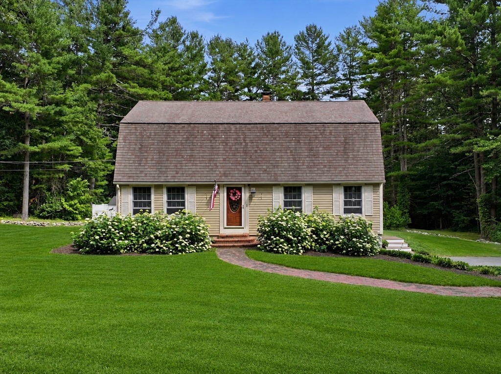 25 Coal Kiln Rd, Princeton, Massachusetts, 3 Bedrooms Bedrooms, 6 Rooms Rooms,1.5 BathroomsBathrooms,Residential,For Sale,Coal Kiln Rd,73546862
