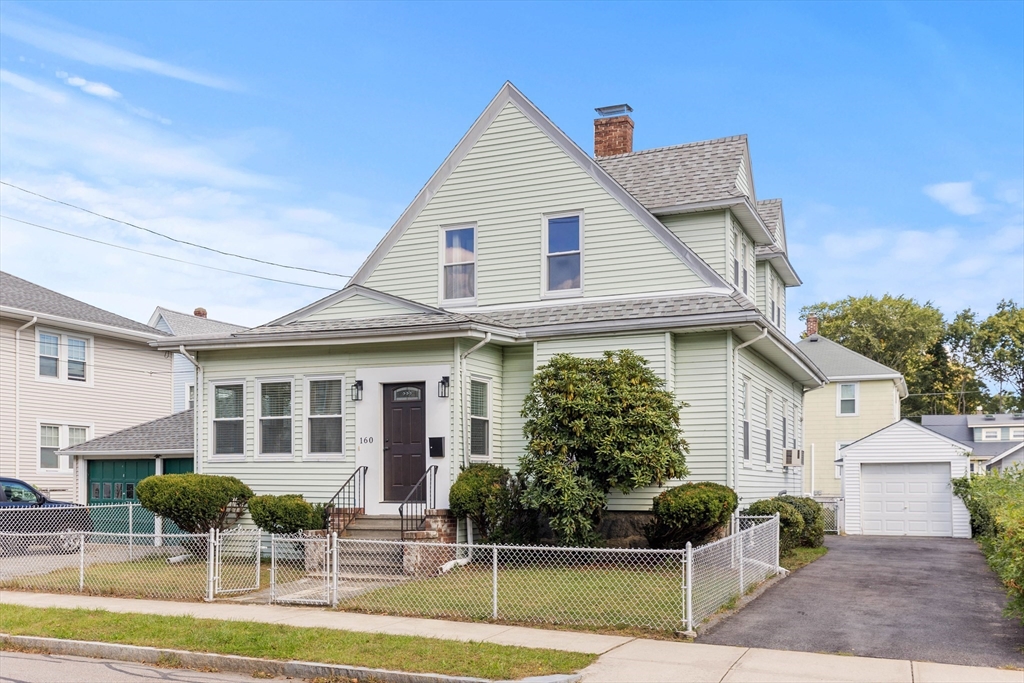 160 Marlboro St, Quincy, Massachusetts, 3 Bedrooms Bedrooms, 6 Rooms Rooms,1.5 BathroomsBathrooms,Residential Lease,For Rent,Marlboro St,73538619