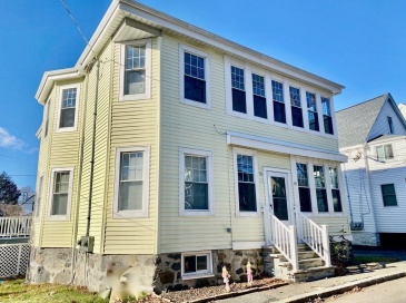40 Howie Street, Melrose, Massachusetts, 2 Bedrooms Bedrooms, 5 Rooms Rooms,1 BathroomBathrooms,Residential Lease,For Rent,Howie Street,73547105