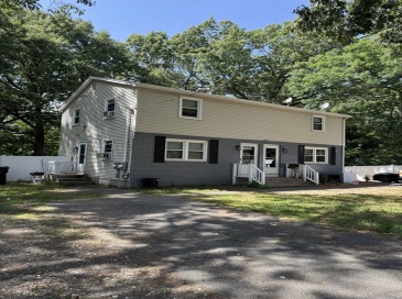 524 Goodwin St, Springfield, Massachusetts, 4 Bedrooms Bedrooms, 8 Rooms Rooms,3 BathroomsBathrooms,Residential Income,For Sale,Goodwin St,73547113
