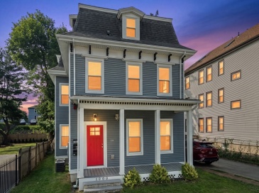 1000 River, Boston, Massachusetts, 2 Bedrooms Bedrooms, 4 Rooms Rooms,2 BathroomsBathrooms,Residential,For Sale,River,73547158