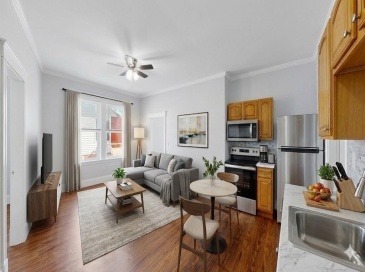 10 Porter Street Court, Salem, Massachusetts, 3 Bedrooms Bedrooms, 5 Rooms Rooms,1 BathroomBathrooms,Residential Lease,For Rent,Porter Street Court,73547169