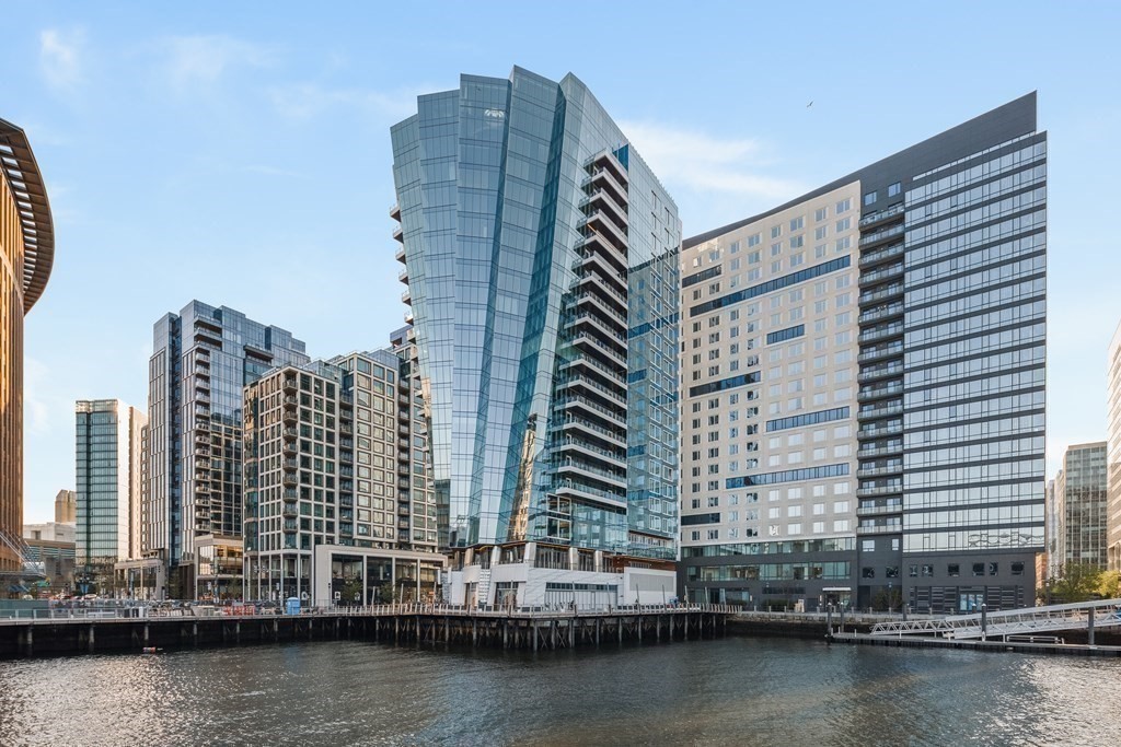 150 Seaport Blvd, Boston, Massachusetts, 1 Bedroom Bedrooms, 3 Rooms Rooms,1 BathroomBathrooms,Residential,For Sale,Seaport Blvd,73547178