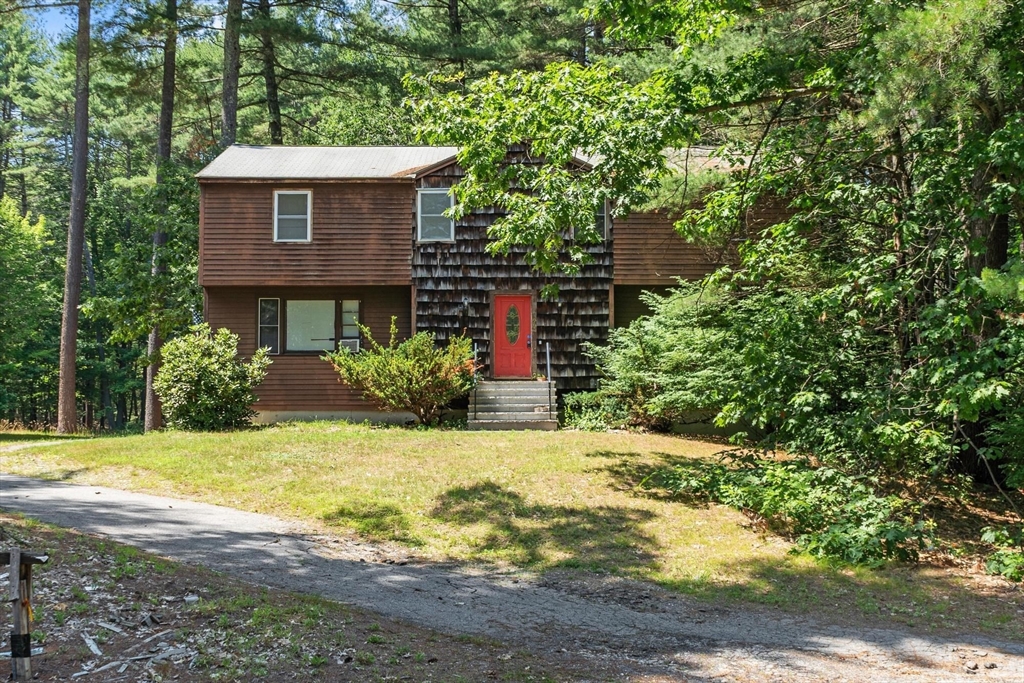 198 Hayden Rd, Groton, Massachusetts, 2 Bedrooms Bedrooms, 8 Rooms Rooms,1.5 BathroomsBathrooms,Residential,For Sale,Hayden Rd,73547183