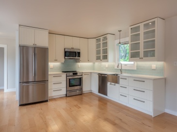8 Hideaway Place, Rockport, Massachusetts, 2 Bedrooms Bedrooms, 4 Rooms Rooms,1 BathroomBathrooms,Residential Lease,For Rent,Hideaway Place,73547204