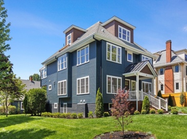 68 Barnard Avenue, Watertown, Massachusetts, 5 Bedrooms Bedrooms, 12 Rooms Rooms,4.5 BathroomsBathrooms,Residential,For Sale,Barnard Avenue,73547203