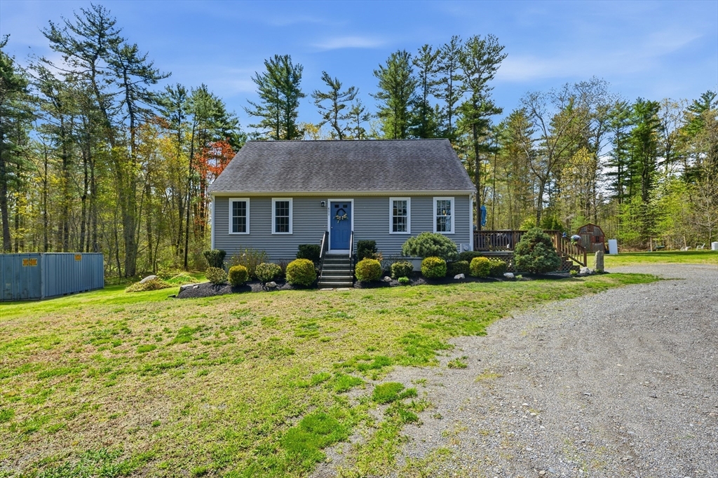 491 Cherry Street, Bridgewater, Massachusetts, 2 Bedrooms Bedrooms, 5 Rooms Rooms,2 BathroomsBathrooms,Residential,For Sale,Cherry Street,73547200