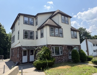 1508 Central St, Stoughton, Massachusetts, 12 Bedrooms Bedrooms, 24 Rooms Rooms,6 BathroomsBathrooms,Residential Income,For Sale,Central St,73547237