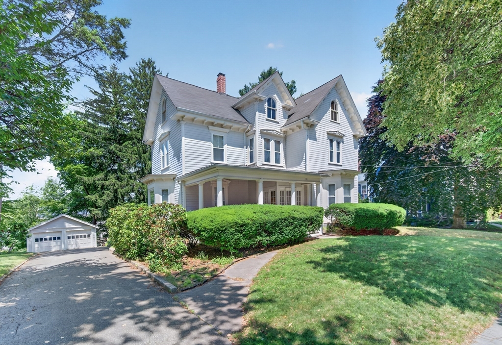 81 Child St, Boston, Massachusetts, 4 Bedrooms Bedrooms, 8 Rooms Rooms,2 BathroomsBathrooms,Residential,For Sale,Child St,73544855