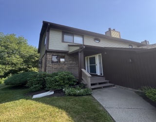 57 Dogwood Ln, Agawam, Massachusetts, 2 Bedrooms Bedrooms, 5 Rooms Rooms,2.5 BathroomsBathrooms,Residential Lease,For Rent,Dogwood Ln,73546926