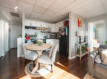 340 Main Street, Melrose, Massachusetts, 1 Bedroom Bedrooms, 3 Rooms Rooms,1 BathroomBathrooms,Residential Lease,For Rent,Main Street,73547254 340 Main Street, Melrose, Massachusetts, 1 Bedroom Bedrooms, 3 Rooms Rooms,1 BathroomBathrooms,Residential Lease,For Rent,Main Street,73547254