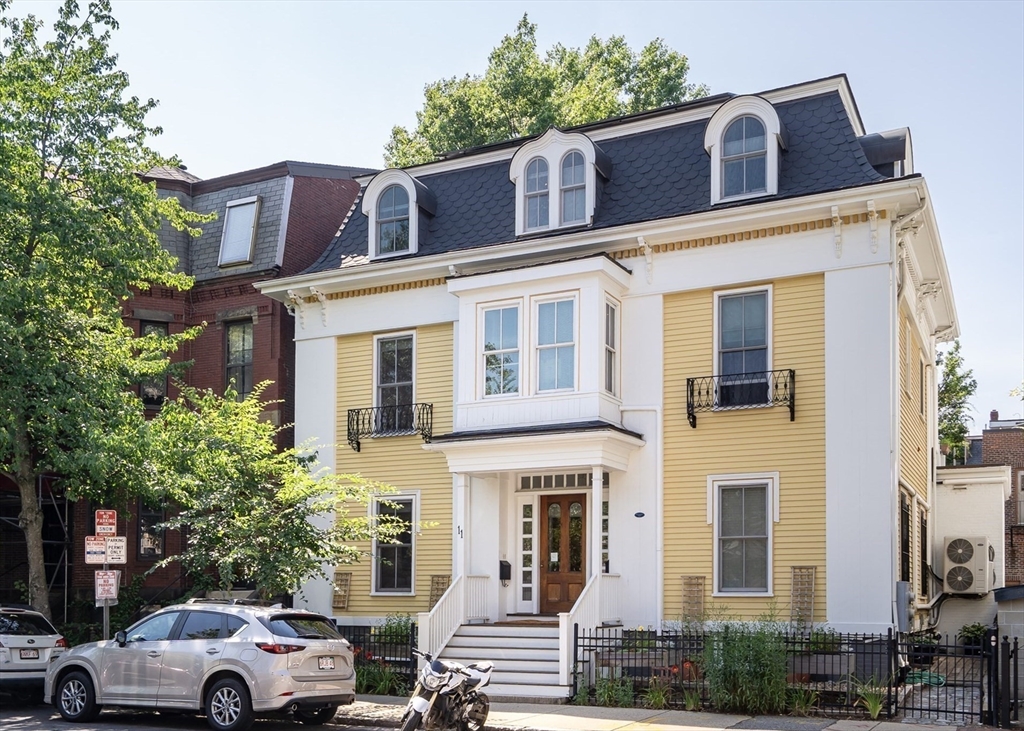11 Magazine, Cambridge, Massachusetts, 5 Bedrooms Bedrooms, 8 Rooms Rooms,4.5 BathroomsBathrooms,Residential,For Sale,Magazine,73546869