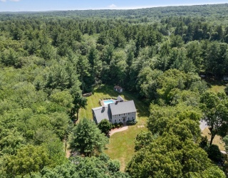 10 N Mill St, Hopkinton, Massachusetts, 4 Bedrooms Bedrooms, 10 Rooms Rooms,4 BathroomsBathrooms,Residential,For Sale,N Mill St,73544232