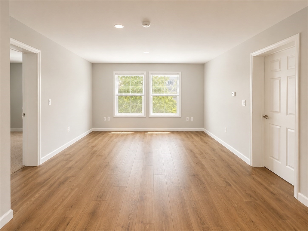 57 North Maine, Natick, Massachusetts, 2 Bedrooms Bedrooms, 4 Rooms Rooms,2 BathroomsBathrooms,Residential Lease,For Rent,North Maine,73547268