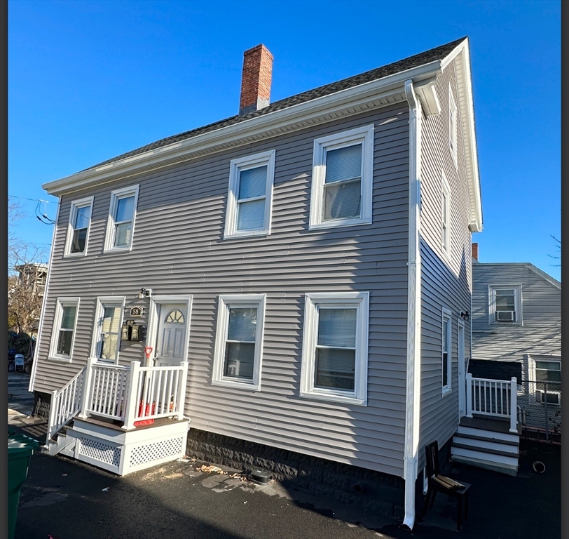 58 Laighton St, Lynn, Massachusetts, 6 Bedrooms Bedrooms, 12 Rooms Rooms,2 BathroomsBathrooms,Residential Income,For Sale,Laighton St,73502165