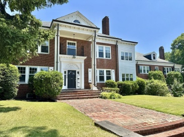 476 Jamaicaway, Boston, Massachusetts, 4 Bedrooms Bedrooms, 8 Rooms Rooms,2.5 BathroomsBathrooms,Residential Lease,For Rent,Jamaicaway,73547077