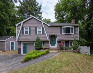 94 West Street, Medway, Massachusetts, 3 Bedrooms Bedrooms, 6 Rooms Rooms,1.5 BathroomsBathrooms,Residential,For Sale,West Street,73546967