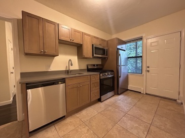 435 Walnut Ave, Boston, Massachusetts, 4 Bedrooms Bedrooms, 6 Rooms Rooms,1 BathroomBathrooms,Residential Lease,For Rent,Walnut Ave,73547304