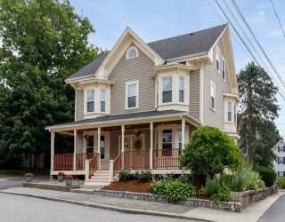 65 High St, Woburn, Massachusetts, 3 Bedrooms Bedrooms, 6 Rooms Rooms,3 BathroomsBathrooms,Residential,For Sale,High St,73547051