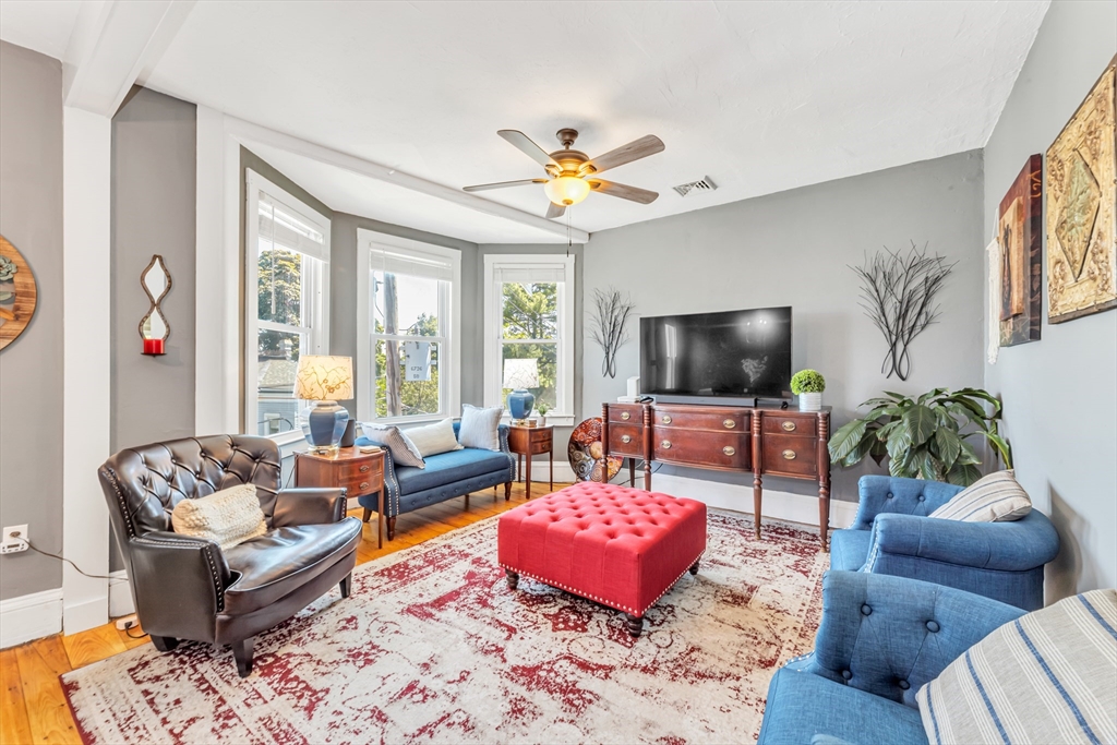 109 Sheridan Street, Boston, Massachusetts, 2 Bedrooms Bedrooms, 5 Rooms Rooms,1 BathroomBathrooms,Residential,For Sale,Sheridan Street,73547301